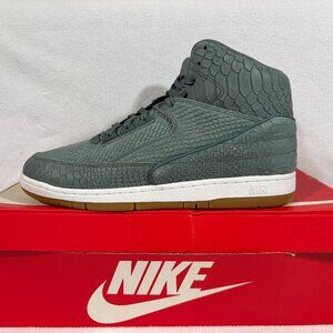 Nike Air Python Hasta Men’s 11.5, NIB VERY RARE DS